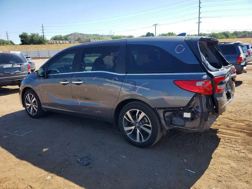 2021 Honda Odyssey VIN 5FNRL6H8XMB033963 фото 2