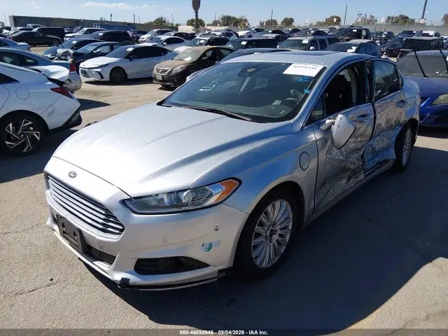 2014 Ford Fusion Energi Titanium VIN 3FA6P0SU8ER316586 фото 2