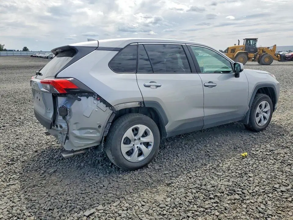 2025 Toyota RAV4 VIN 2T3G1RFV5SW561425 фото 3
