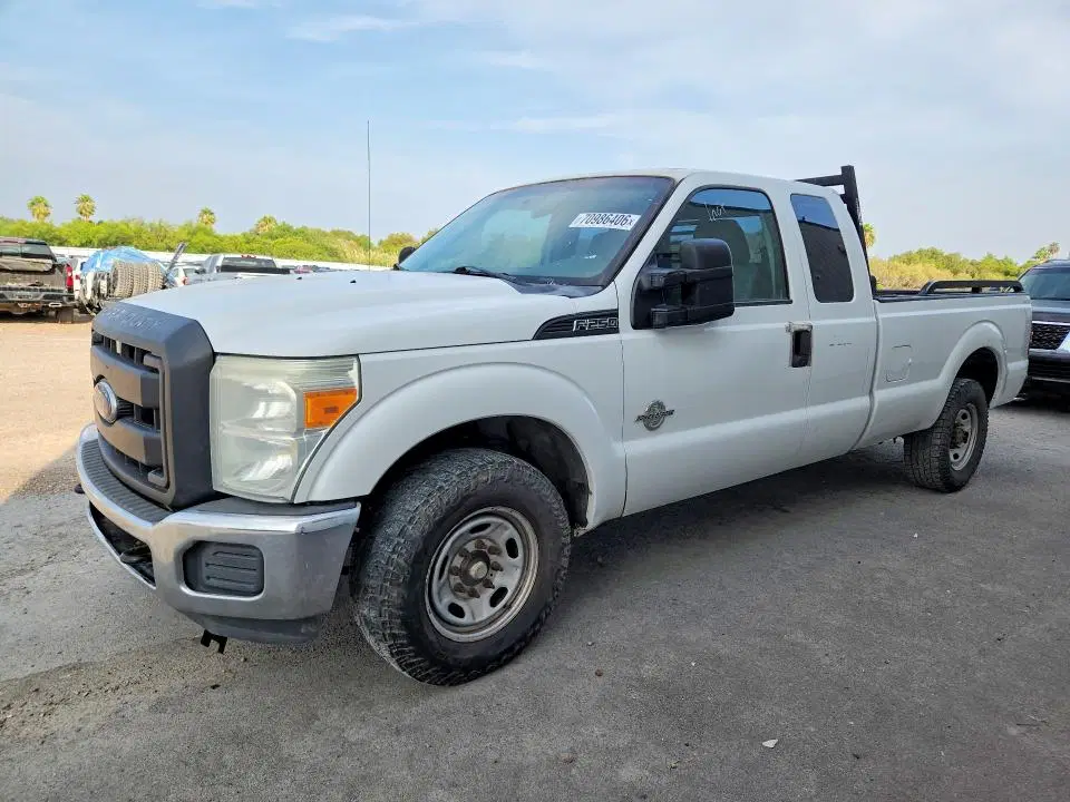 2014 FORD F250 VIN 1FT7X2AT3EEB45560 фото 2