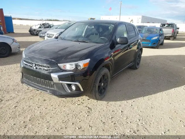 2018 Mitsubishi RVR SE VIN JA4AJ3AU0JU603166 фото 2