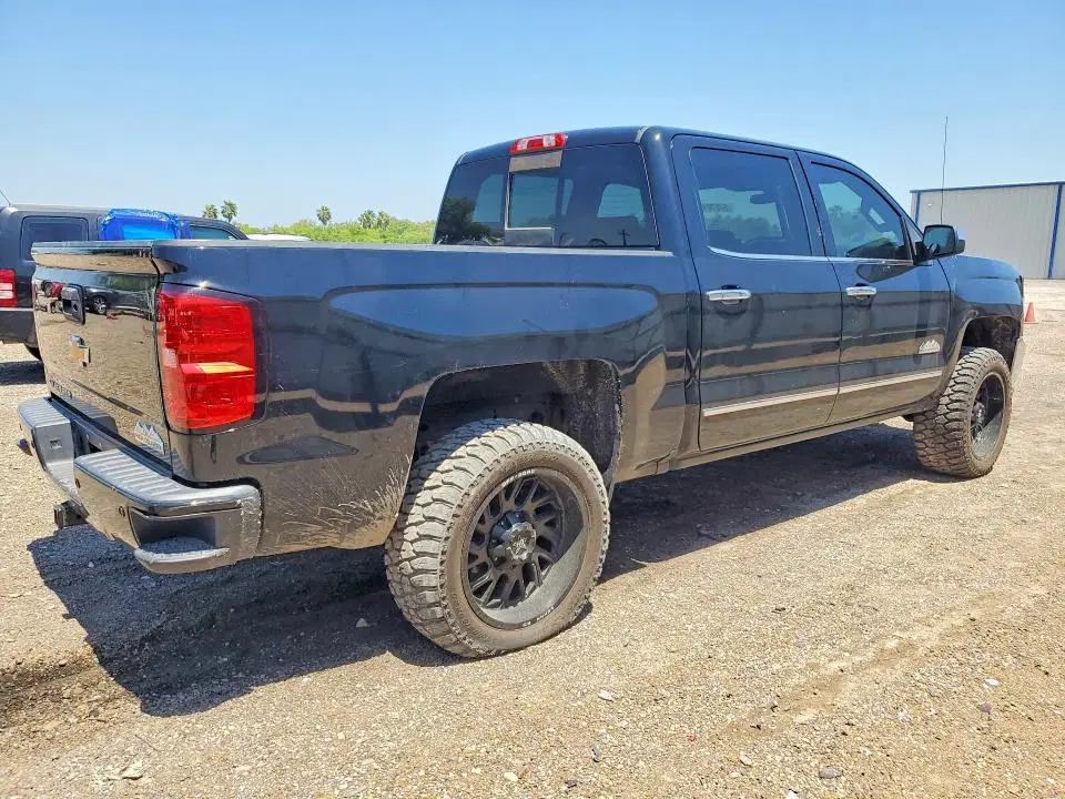 2018 CHEVROLET SILVERADO VIN 3GCUKTEJXJG117063 фото 3