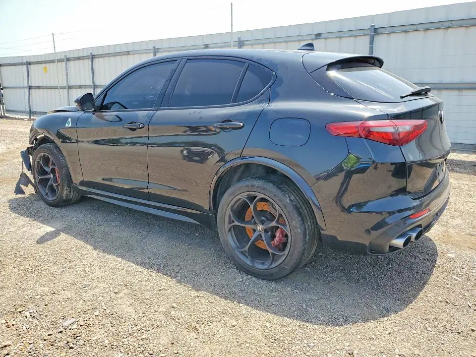 2018 ALFA ROMEO STELVIO VIN ZASFAKEV6J7C15633 фото 2