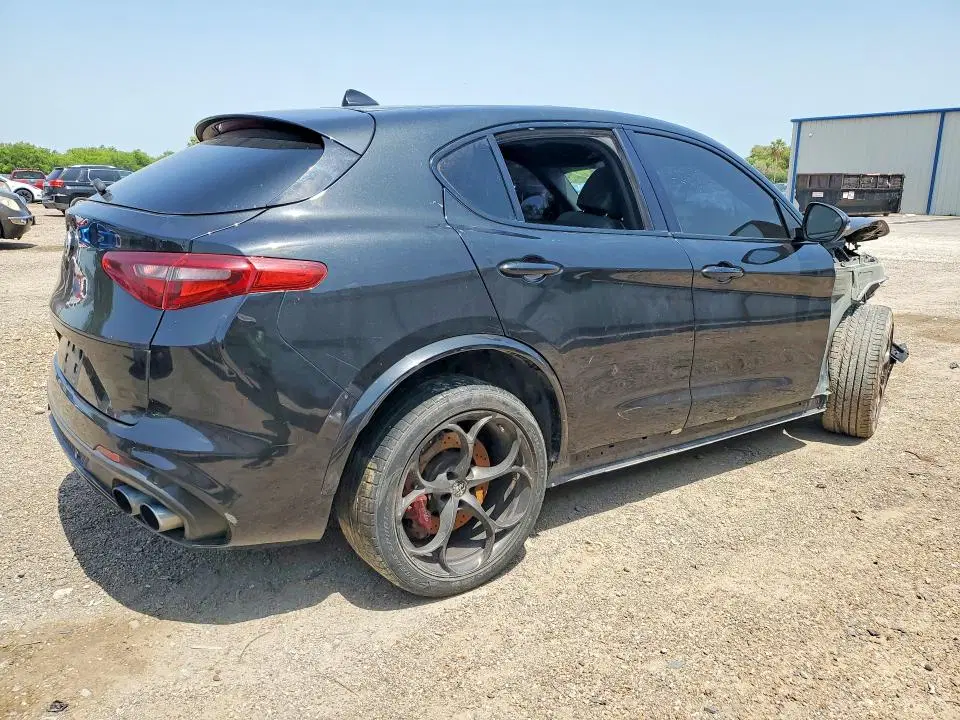 2018 ALFA ROMEO STELVIO VIN ZASFAKEV6J7C15633 фото 3