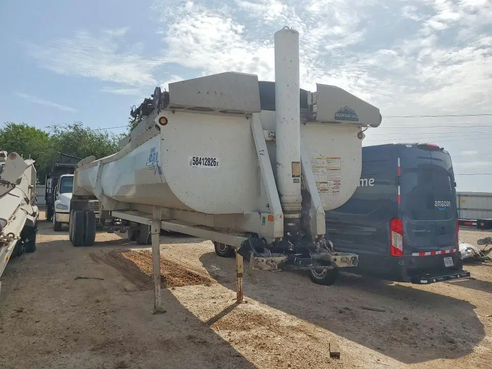 2022 CLEMENTS TRAILERS VIN 5C2BE38B6NM011961 фото 4