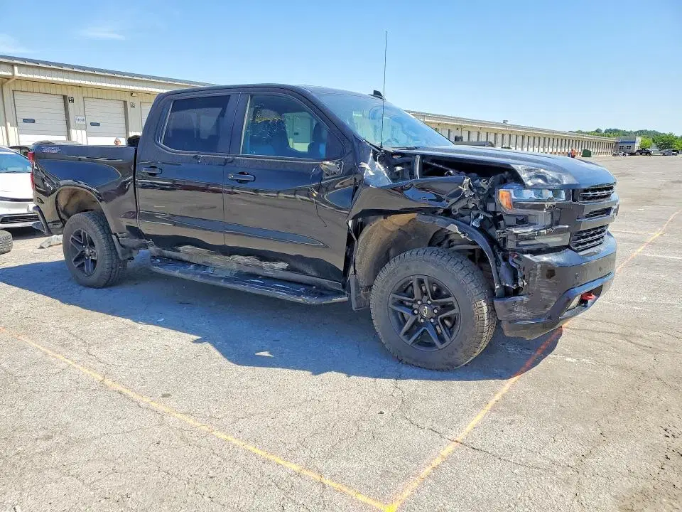 2019 CHEVROLET SILVERADO VIN 3GCPYFEDXKG204518 фото 4