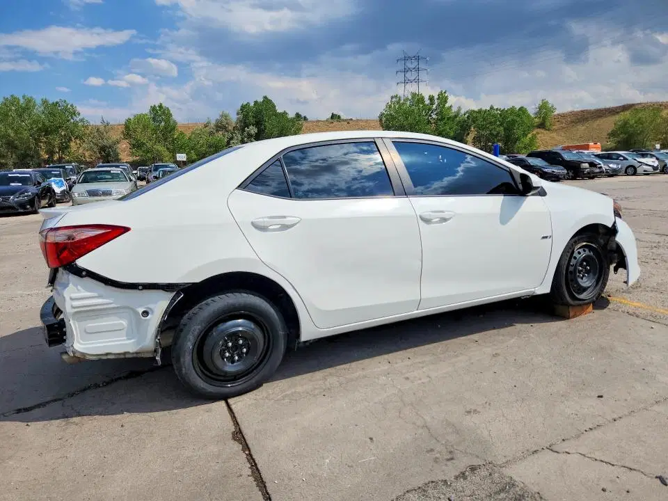 2018 Toyota Corolla VIN 5YFBURHEXJP816626 фото 3