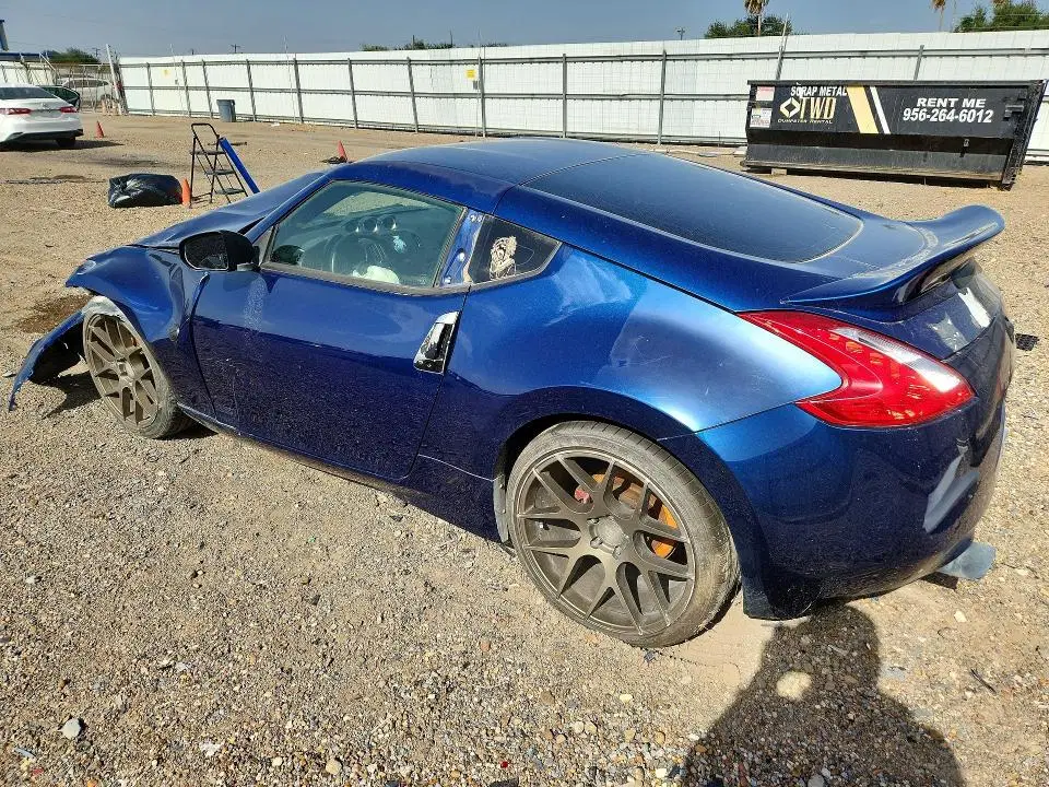 JN1AZ4EH3HM950957 — 2017 Nissan 370Z, Передняя часть, фото до ремонта