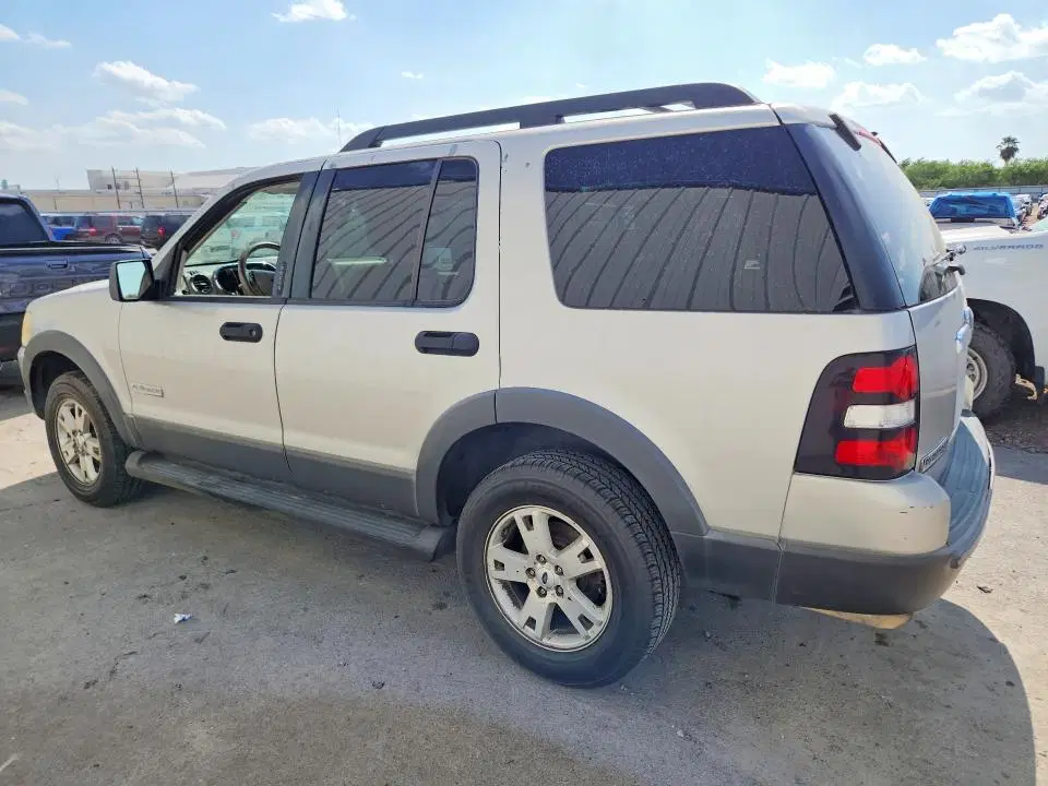 2006 FORD EXPLORER VIN 1FMEU63E16UA92267 фото 2