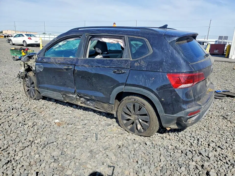 2022 Volkswagen Taos VIN 3VVCX7B20NM084584 фото 2