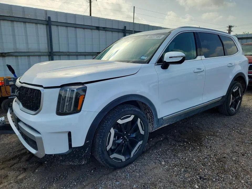 5XYP34GC4SG600711 — 2025 Kia Telluride, передняя часть, фото до ремонта