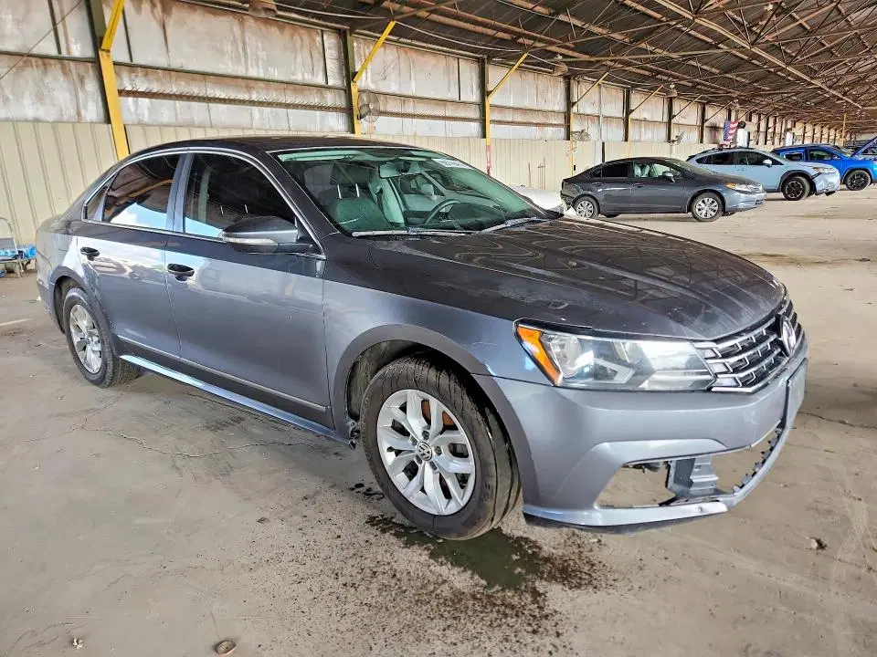 2016 Volkswagen Passat VIN 1VWAT7A31GC064437 фото 4