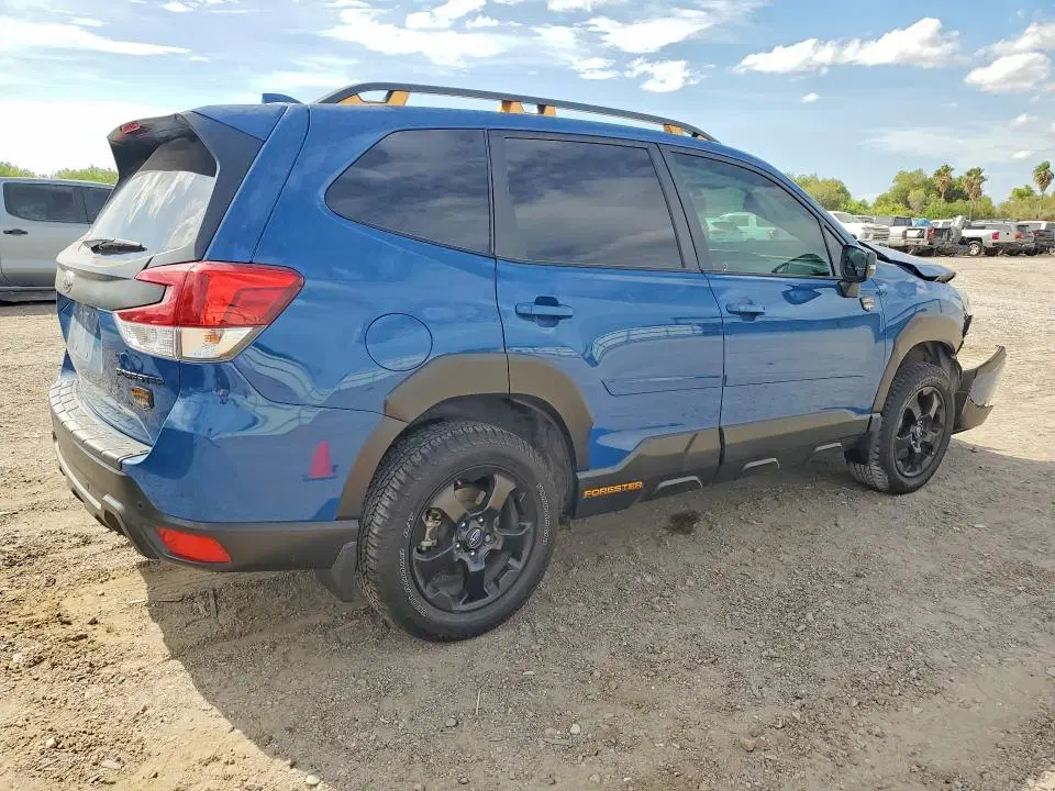 2023 SUBARU FORESTER VIN JF2SKAMC1PH473495 фото 3