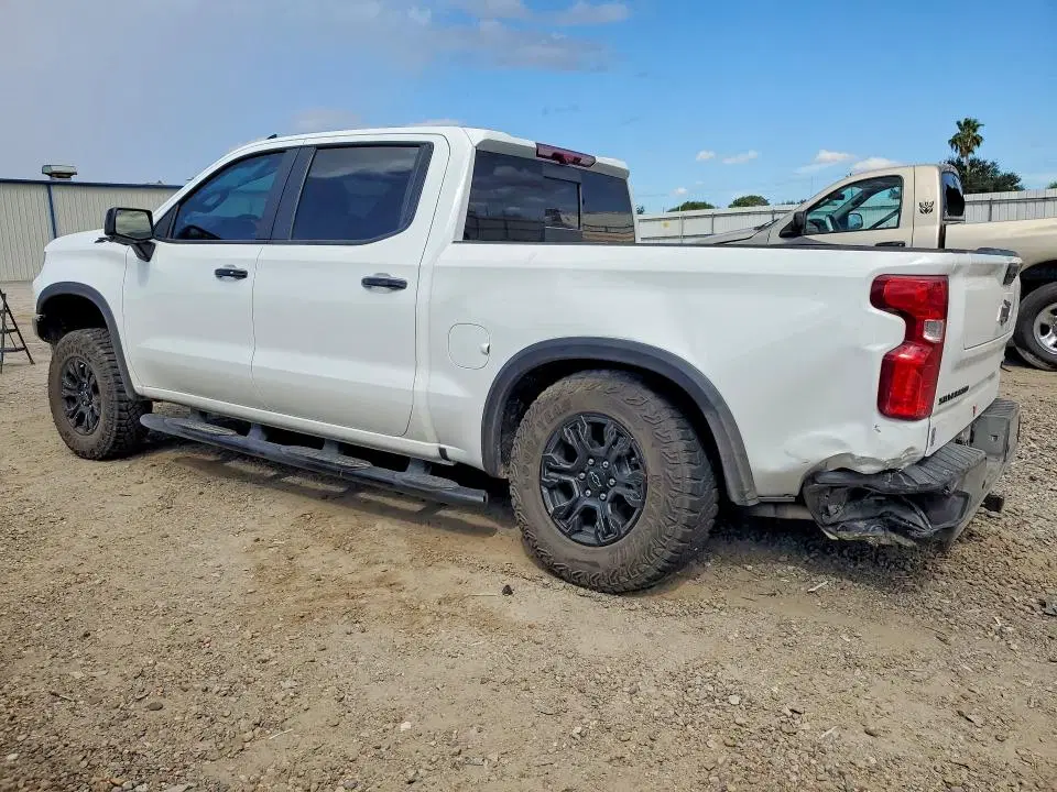 2025 CHEVROLET SILVERADO VIN 3GCUKHEL0SG170404 фото 2