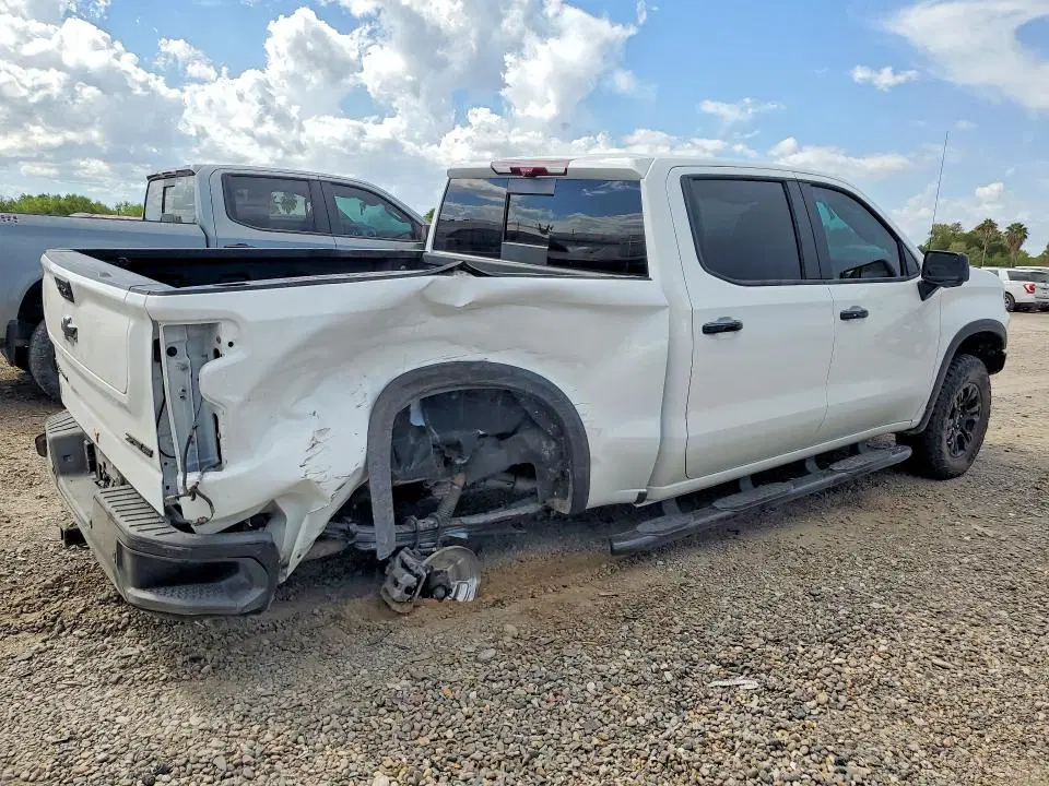 2025 CHEVROLET SILVERADO VIN 3GCUKHEL0SG170404 фото 3