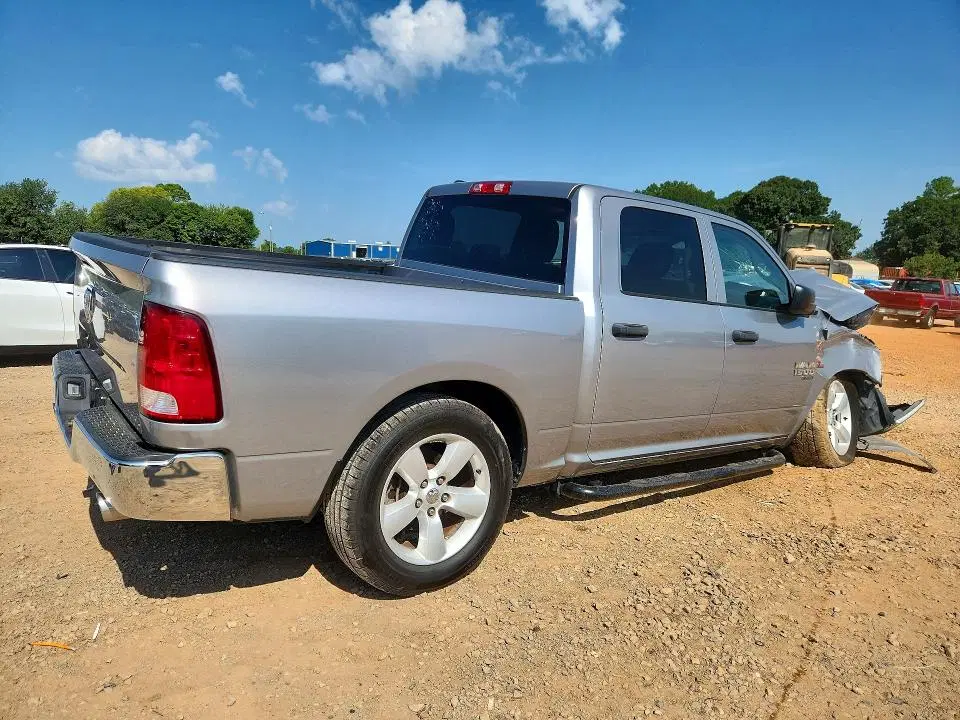 2021 RAM 1500 Classic VIN 1C6RR6KT4MS592396 фото 3