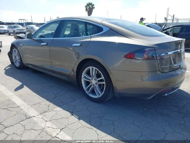 2015 Tesla Model S 70d/85d/p85d VIN 5YJSA1H2XFF098756 фото 3