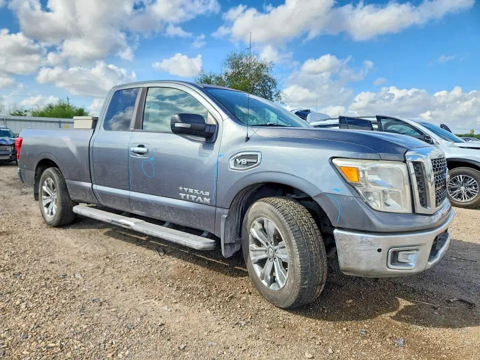 2017 NISSAN TITAN VIN 1N6AA1C61HN572018 фото 4