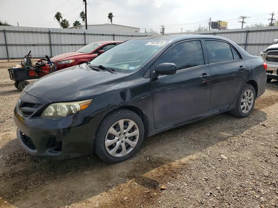 2T1BU4EE5CC868675 — 2012 Toyota Corolla, Крыша (Top/Roof), фото до ремонта