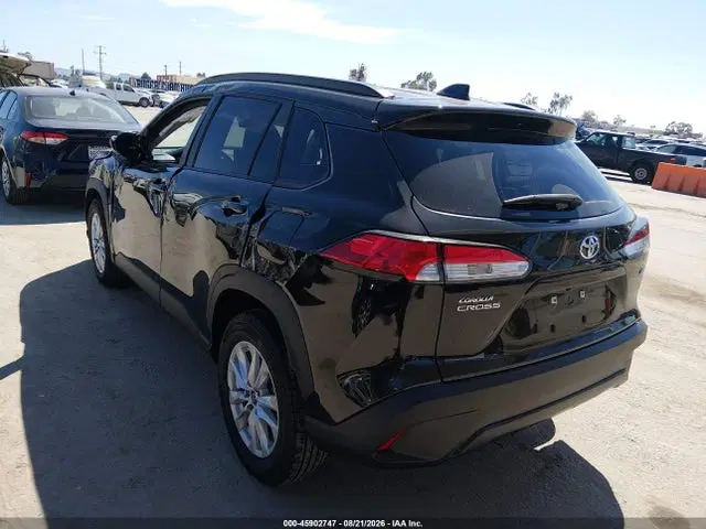 2025 Toyota Corolla Cross Le VIN 7MUCAAAG8SV119447 фото 3