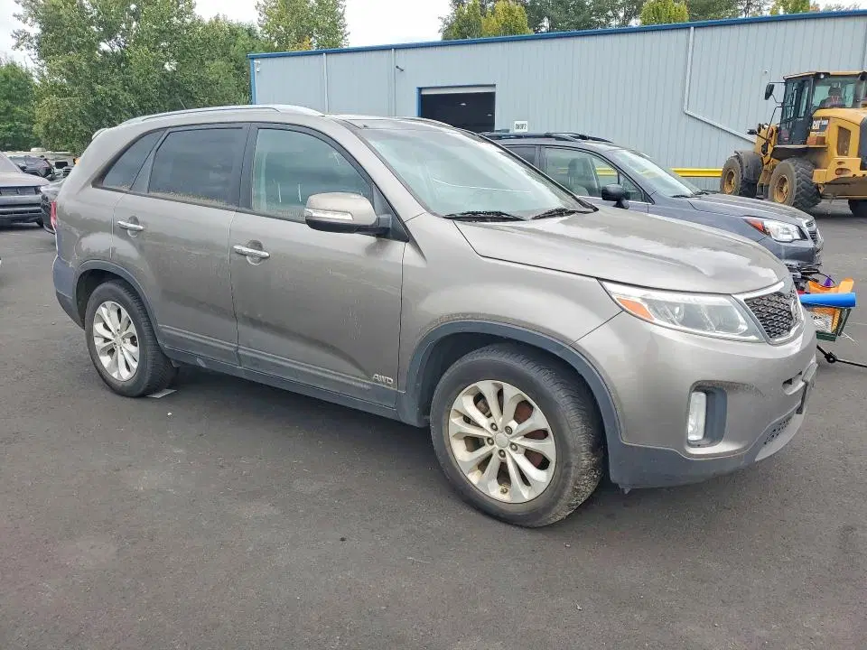 2015 KIA Sorento VIN 5XYKUDA72FG628340 фото 4