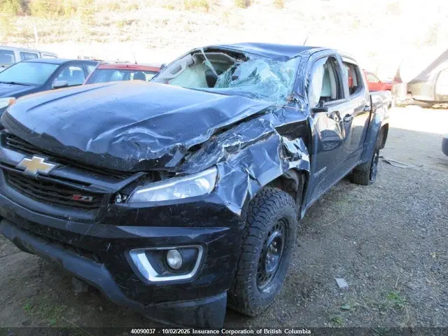 2020 Chevrolet Colorado Z71 VIN 1GCGTDEN5L1203871 фото 2