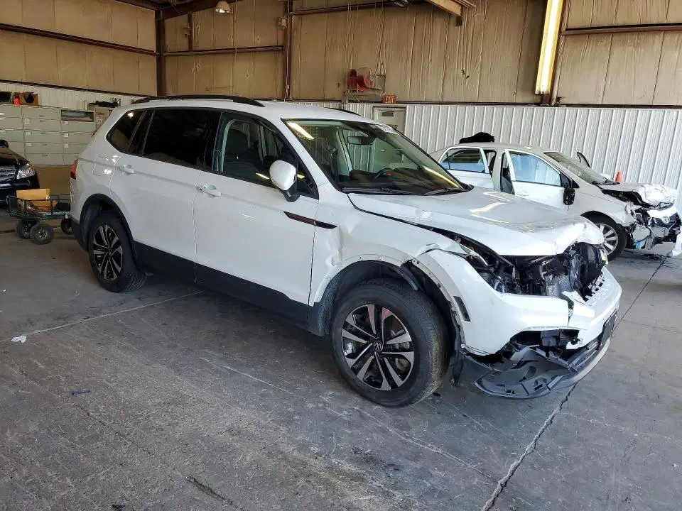 2024 VOLKSWAGEN TIGUAN VIN 3VVFB7AX3RM110125 фото 4