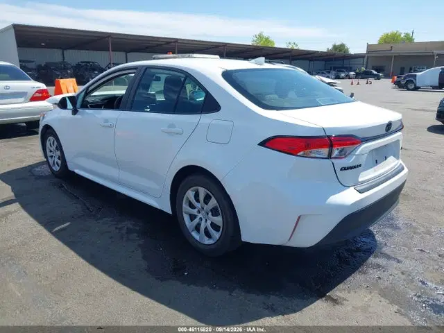 2024 Toyota COROLLA LE VIN 5YFB4MDE3RP212856 фото 3