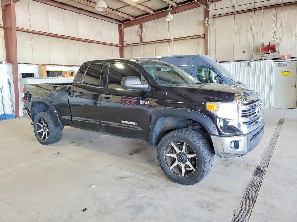 2017 TOYOTA TUNDRA VIN 5TFUW5F17HX591170 фото 4