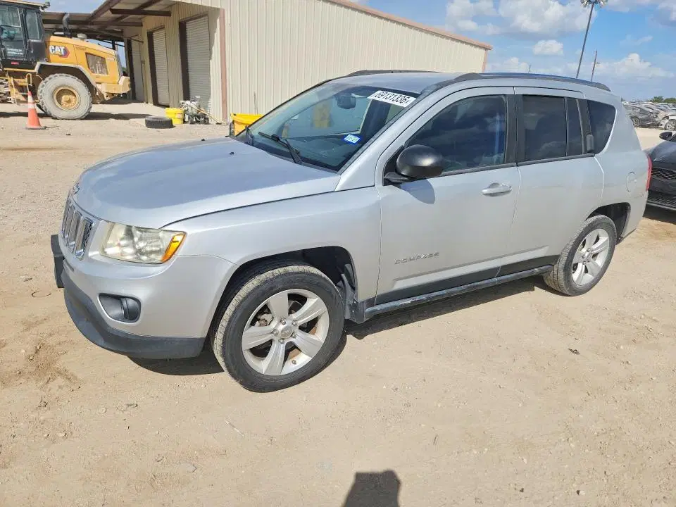 2012 JEEP COMPASS VIN 1C4NJCBA0CD723919 фото 3