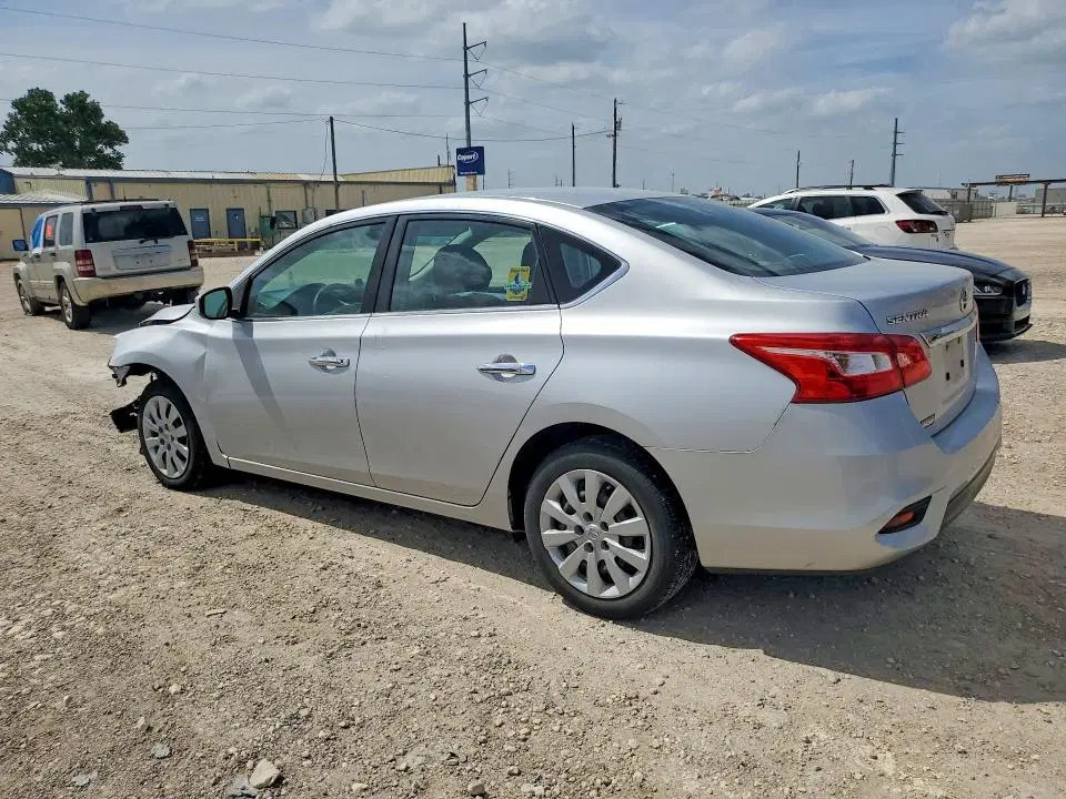 2018 NISSAN SENTRA VIN 3N1AB7AP0JY211003 фото 2