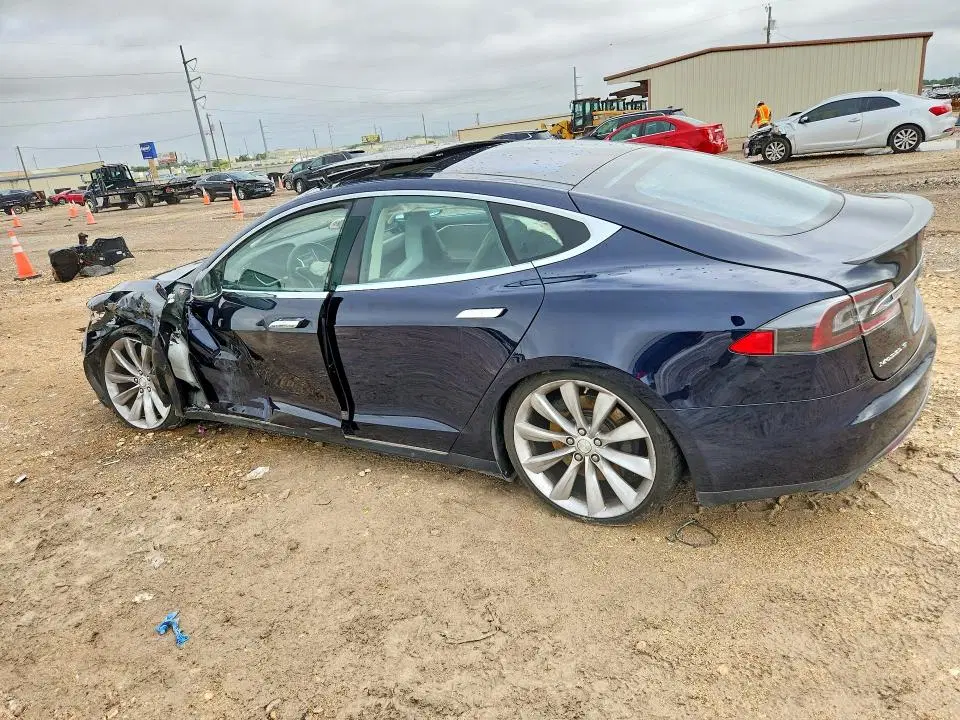 2013 TESLA MODEL S VIN 5YJSA1DP9DFP05938 фото 3