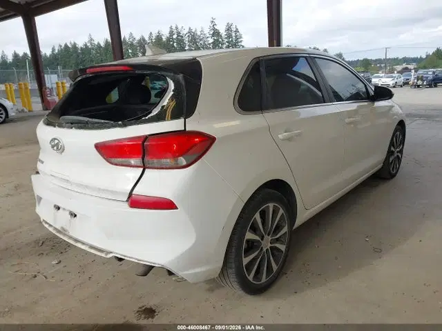2018 Hyundai ELANTRA GT VIN KMHH35LE3JU068264 фото 4
