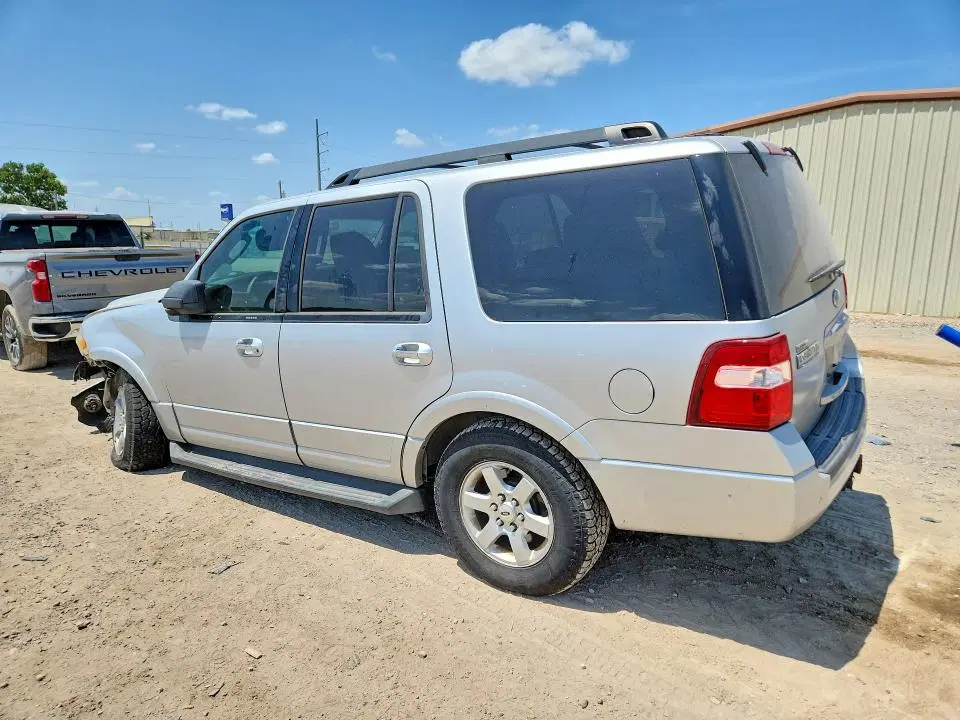 2011 FORD EXPEDITION VIN 1FMJU1J51BEF55291 фото 2