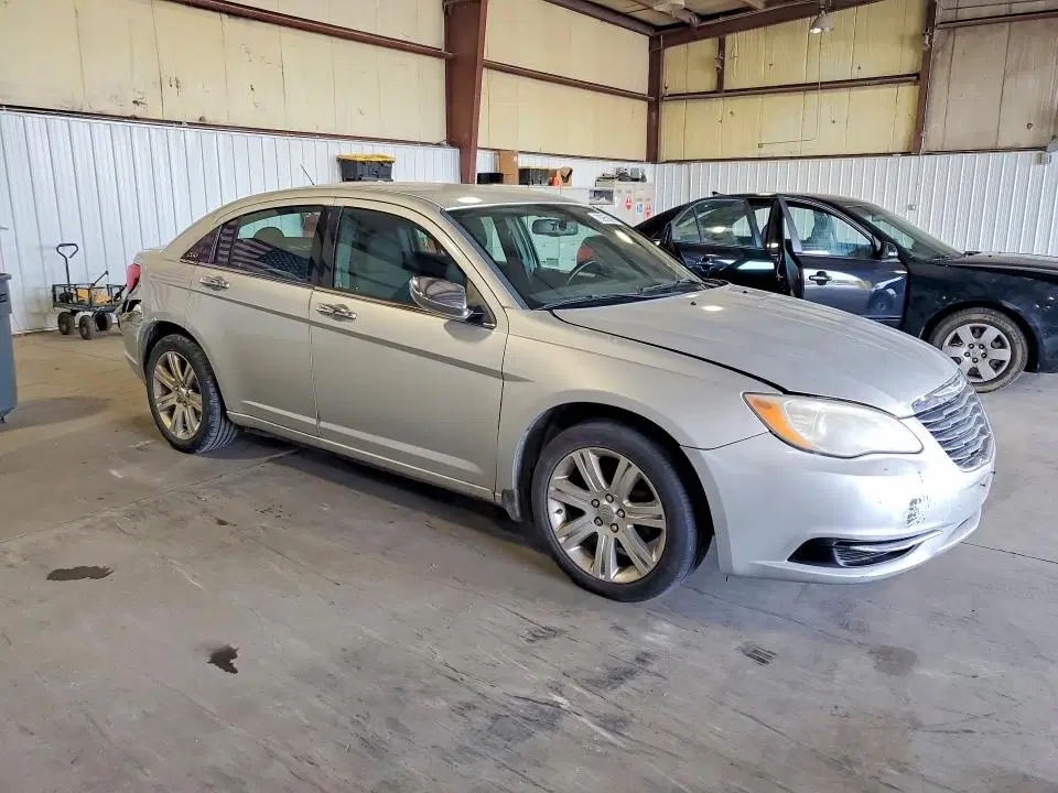 2012 CHRYSLER 200 VIN 1C3CCBBB8CN298940 фото 4