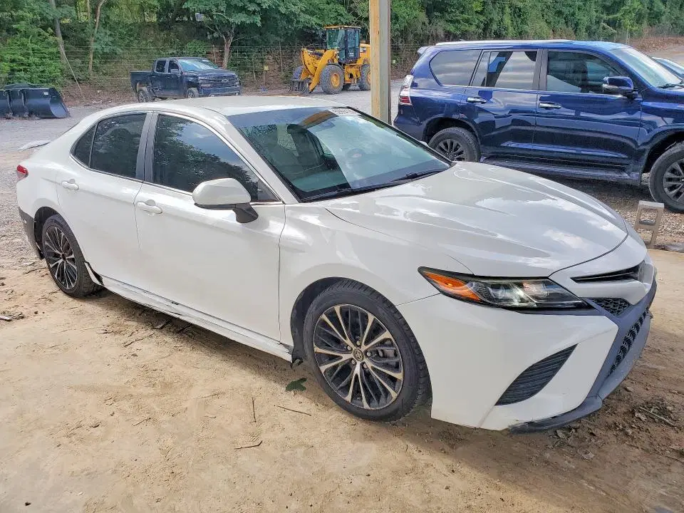 2018 TOYOTA CAMRY VIN 4T1B11HK2JU085785 фото 4