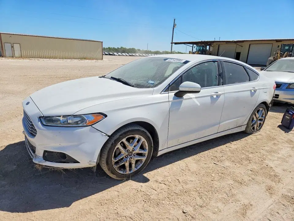 3FA6P0HD7FR207304 — 2015 Ford Fusion, REAR END, фото до ремонта