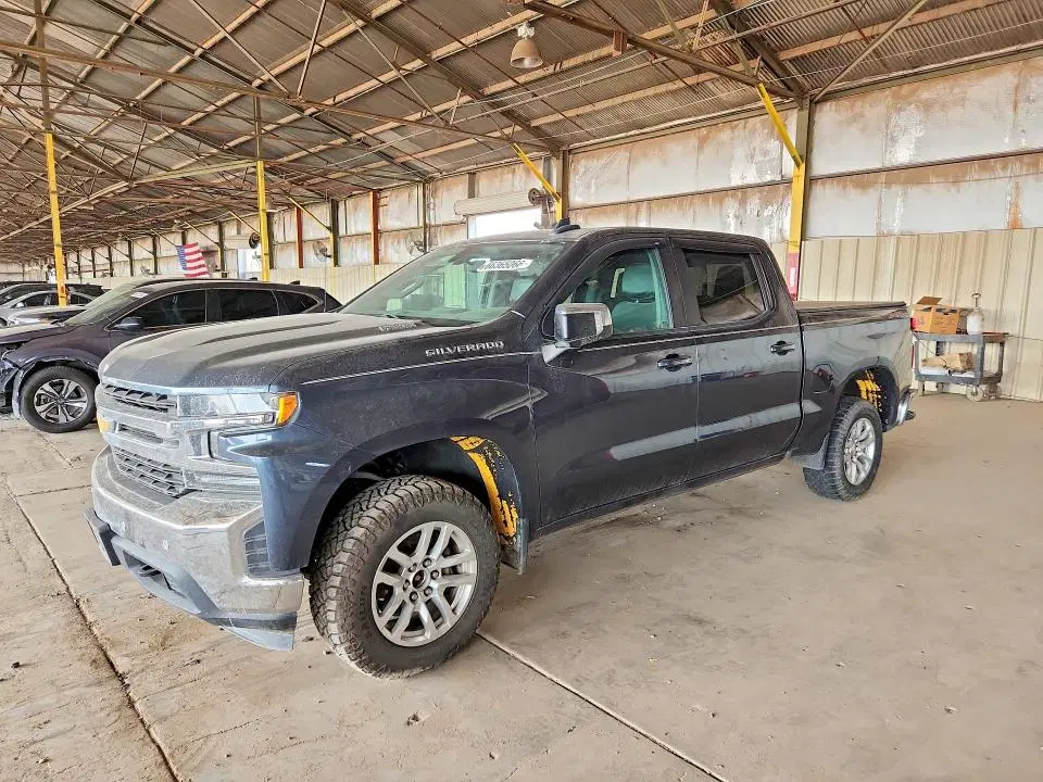 3GCUYDET3LG166856 — 2020 Chevrolet Silverado, Minor Dent/scratches, фото до ремонта