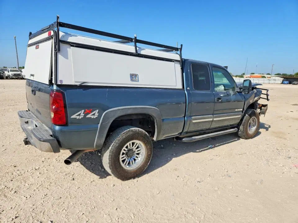 2006 CHEVROLET SILVERADO VIN 1GCHK29U56E110083 фото 3