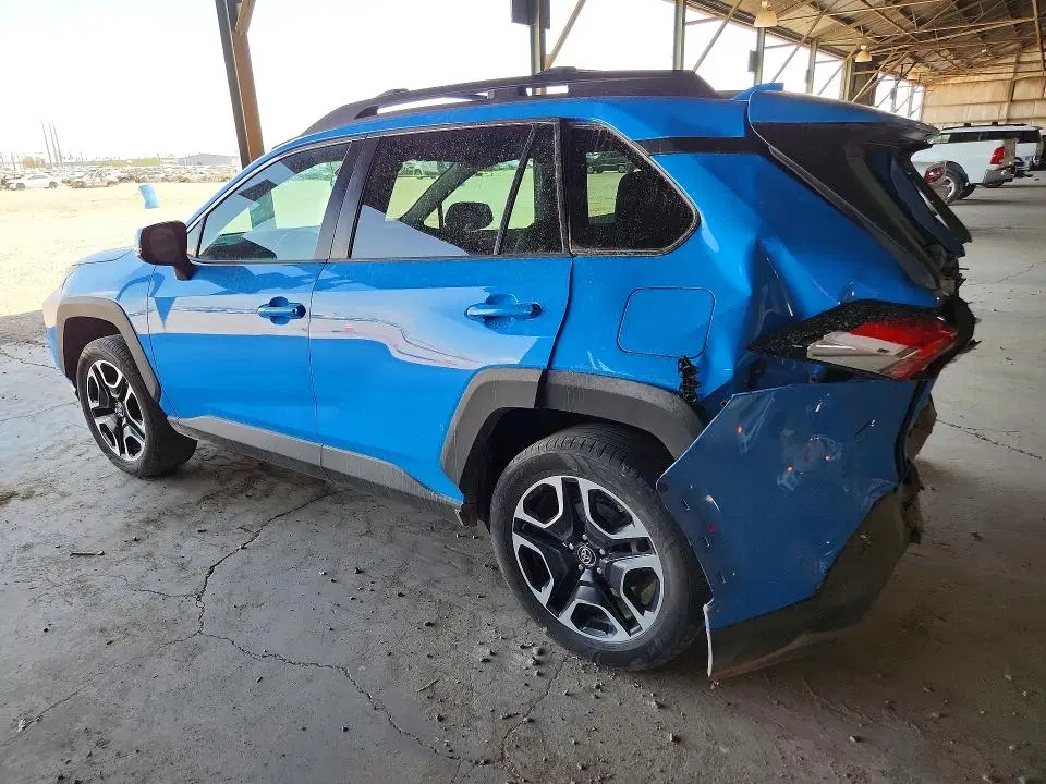 2019 Toyota RAV4 VIN 2T3J1RFV2KC001515 фото 2