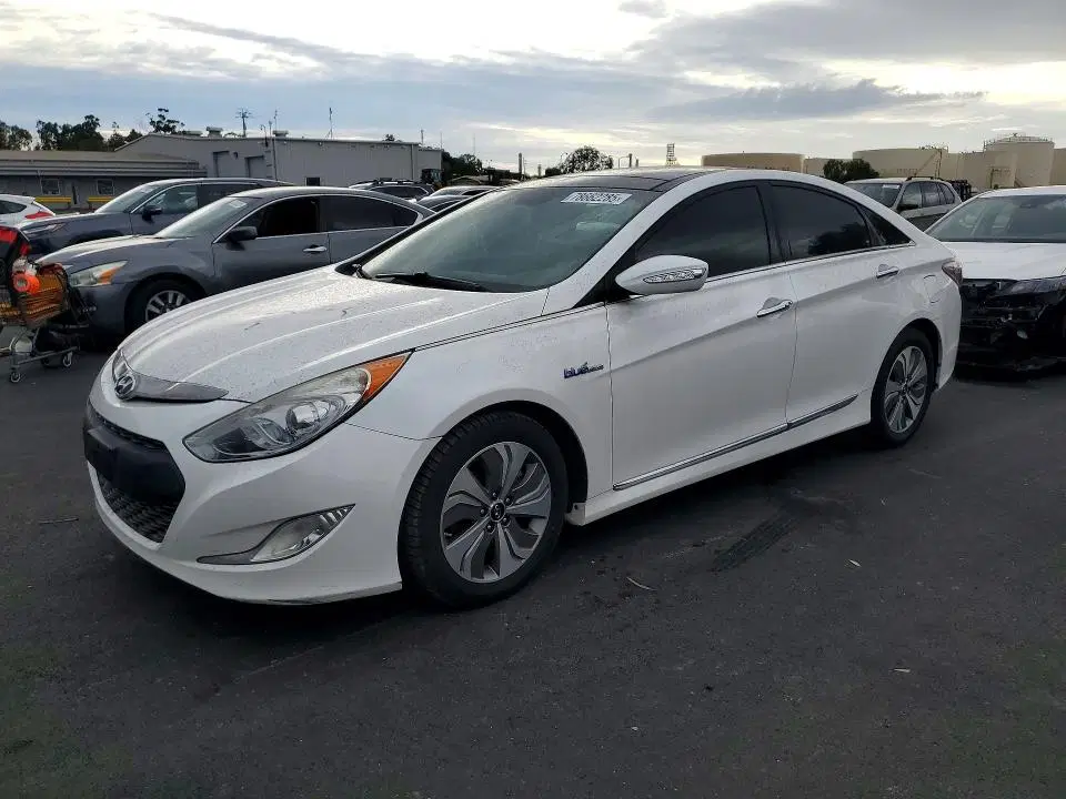KMHEC4A45EA112442 — 2014 Hyundai Sonata, Minor Dent/scratches, фото до ремонта