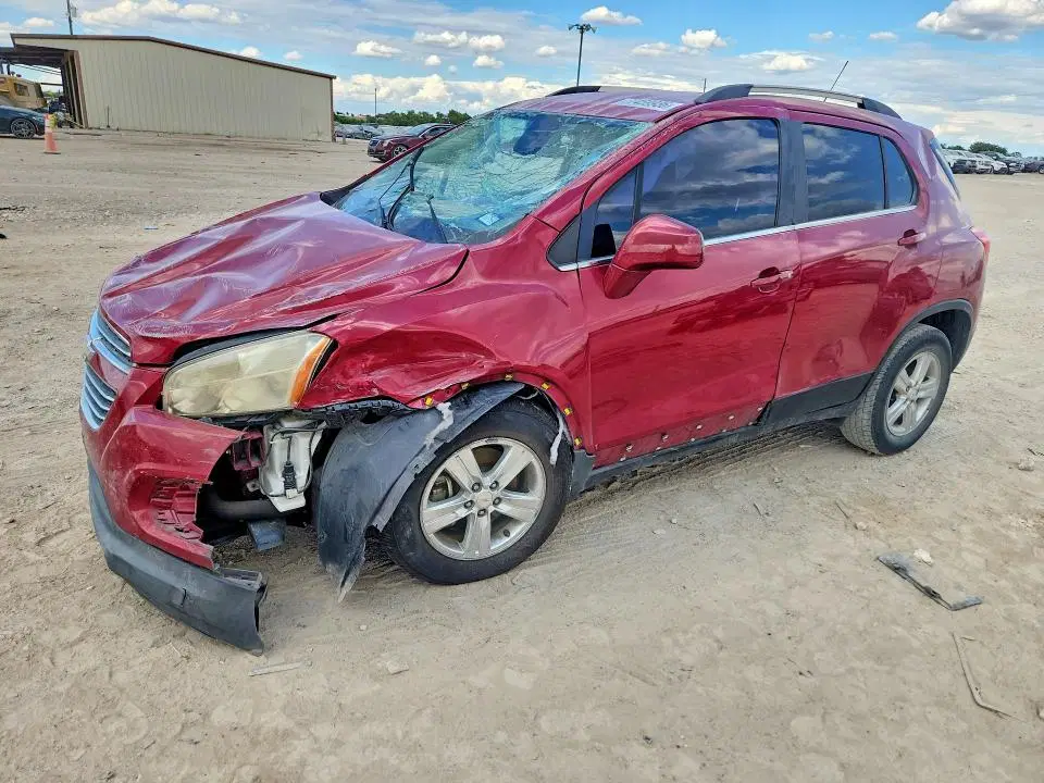 KL7CJLSB1FB153796 — 2015 Chevrolet Trax, ROLLOVER, фото до ремонта