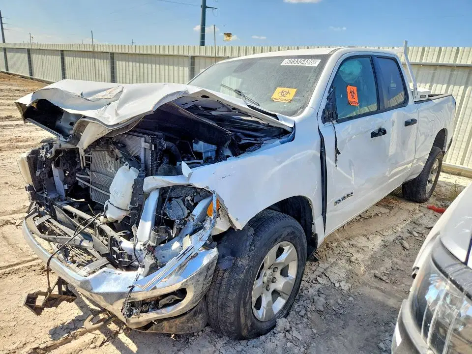 2023 RAM 1500 VIN 1C6RRFBG3PN634241 фото 2