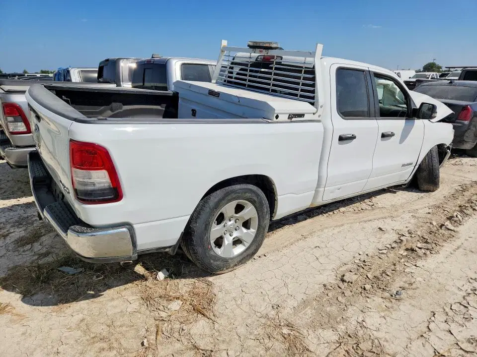 2023 RAM 1500 VIN 1C6RRFBG3PN634241 фото 3