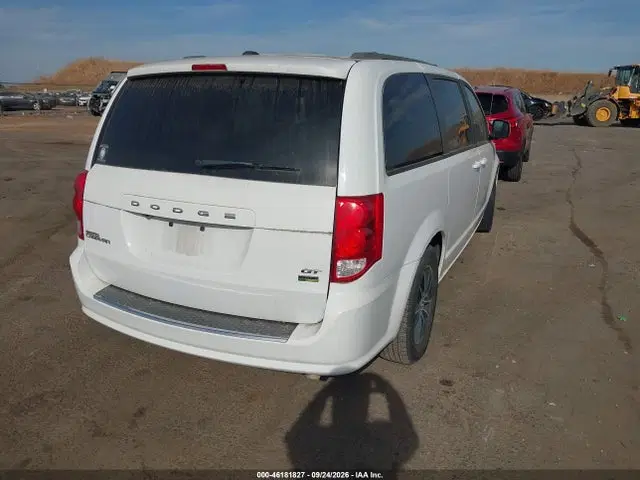 2018 Dodge Grand Caravan Gt VIN 2C4RDGEG3JR335349 фото 4