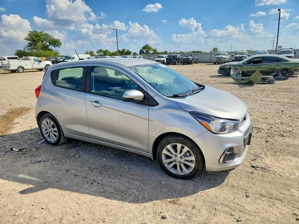 2017 CHEVROLET SPARK VIN KL8CD6SA9HC840484 фото 4
