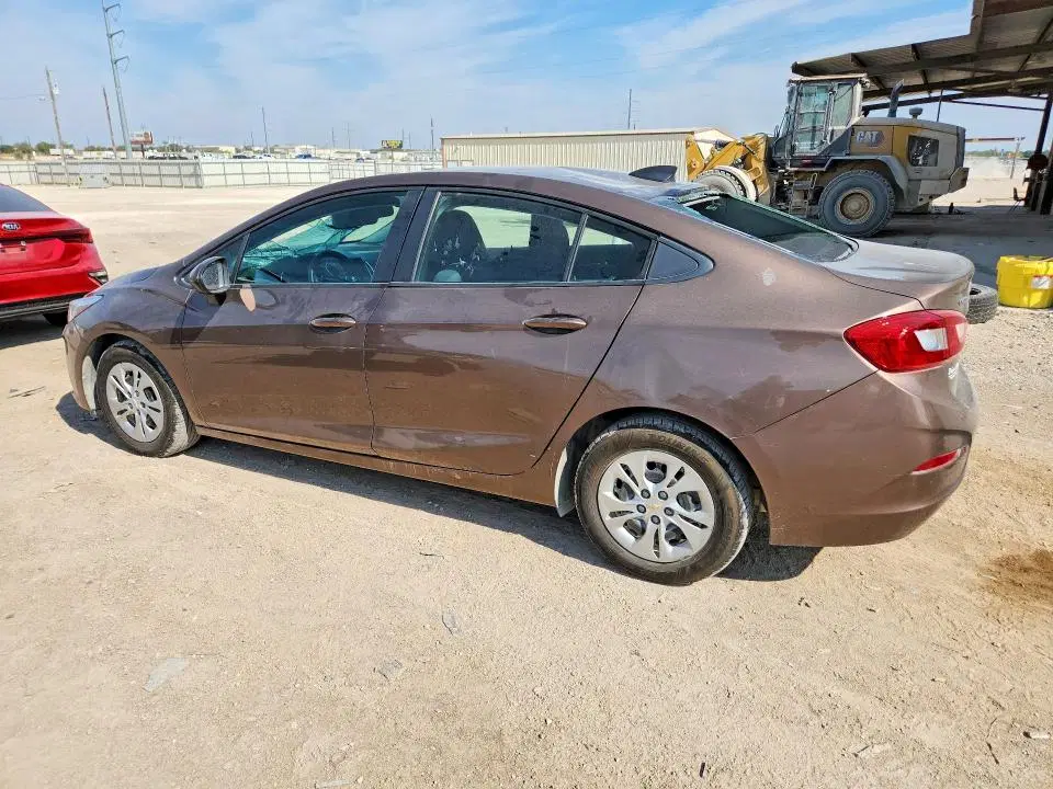 2019 CHEVROLET CRUZE VIN 1G1BC5SM5K7137516 фото 2