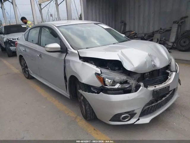 3N1AB7AP9GY301534 — 2016 Nissan Sentra SR, Front End, фото до ремонта