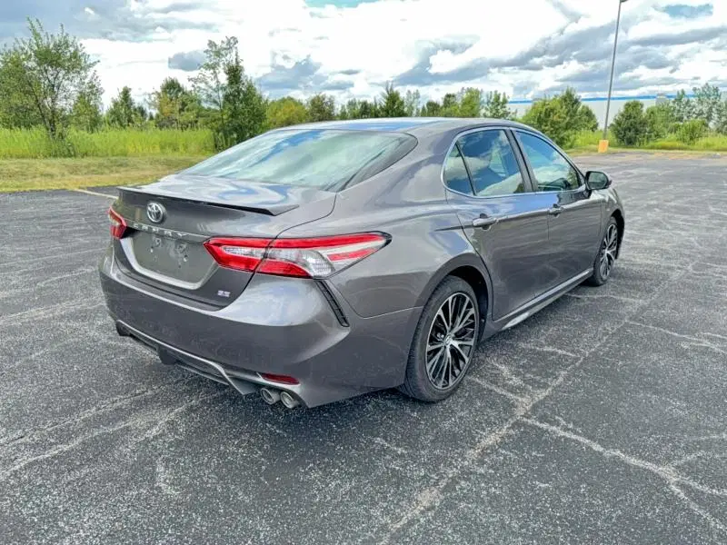 2018 TOYOTA CAMRY VIN 4T1B11HKXJU560650 фото 4