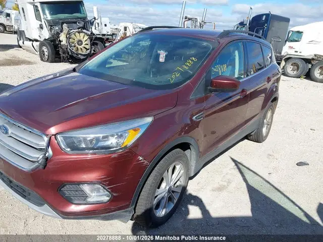 2018 Ford ESCAPE SE VIN 1FMCU9GD1JUA92952 фото 2